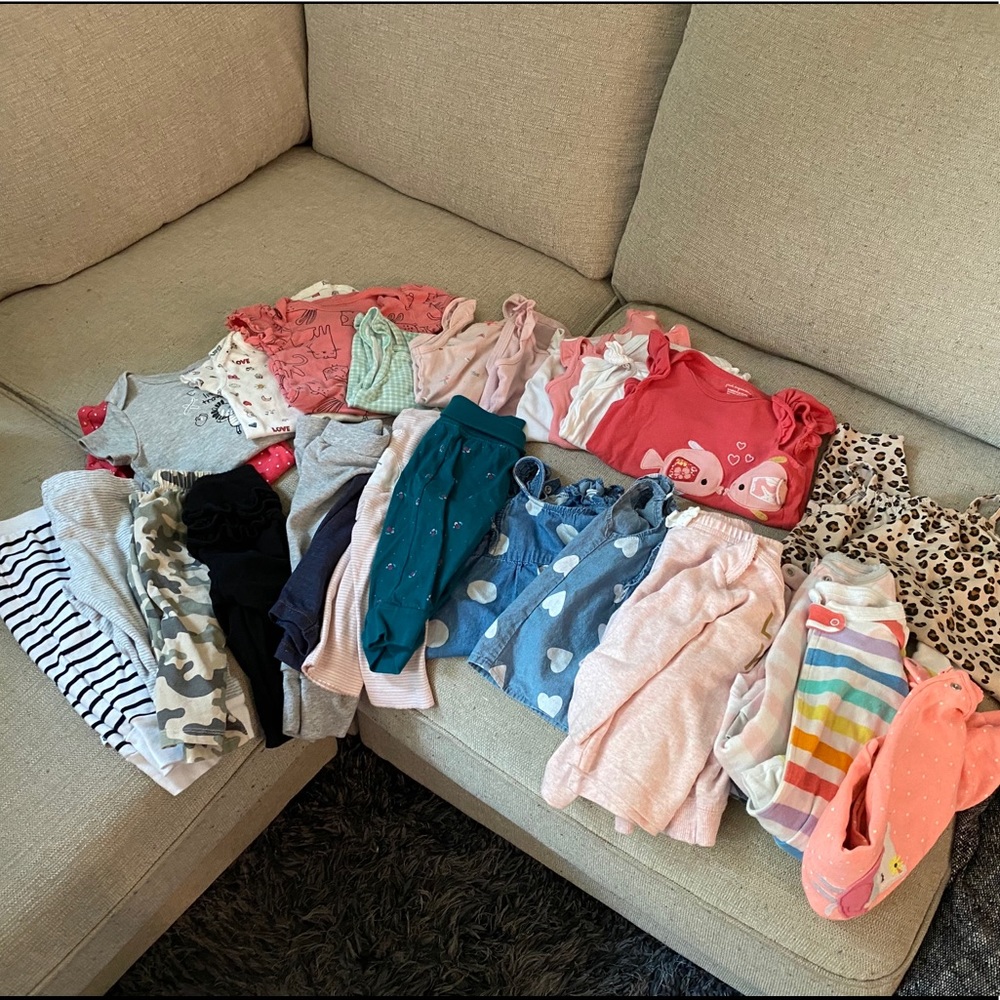 Gently used baby clothes 6mth-12mth